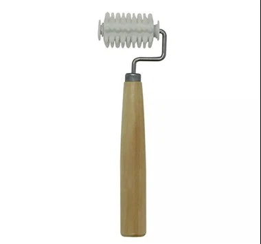 लकड़ी के हैंडल सिंगल रबर 3 डी मसाज सुई रोलर
