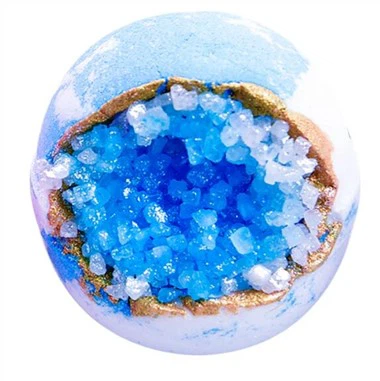 महिलाओं के लिए क्रिस्टल के साथ जियोड बाथ बम